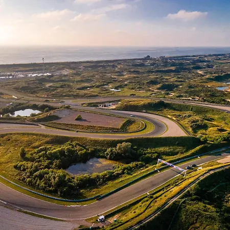 Thor, With Free Parking Daire Zandvoort