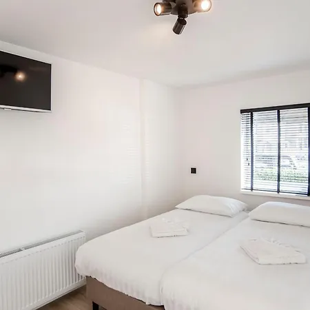 Thor, With Free Parking *