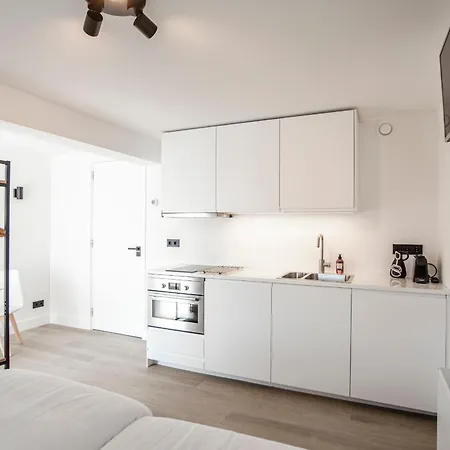 Thor, With Free Parking Apartment *