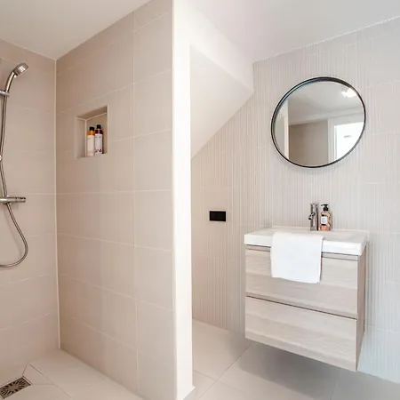 Thor, With Free Parking Zandvoort