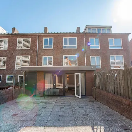 Apartament La Casa Verano With Private Parking Zandvoort