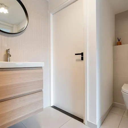 Thor, With Free Parking Zandvoort