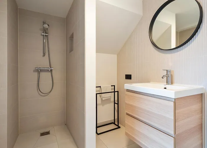 Thor, With Free Parking Apartamento *